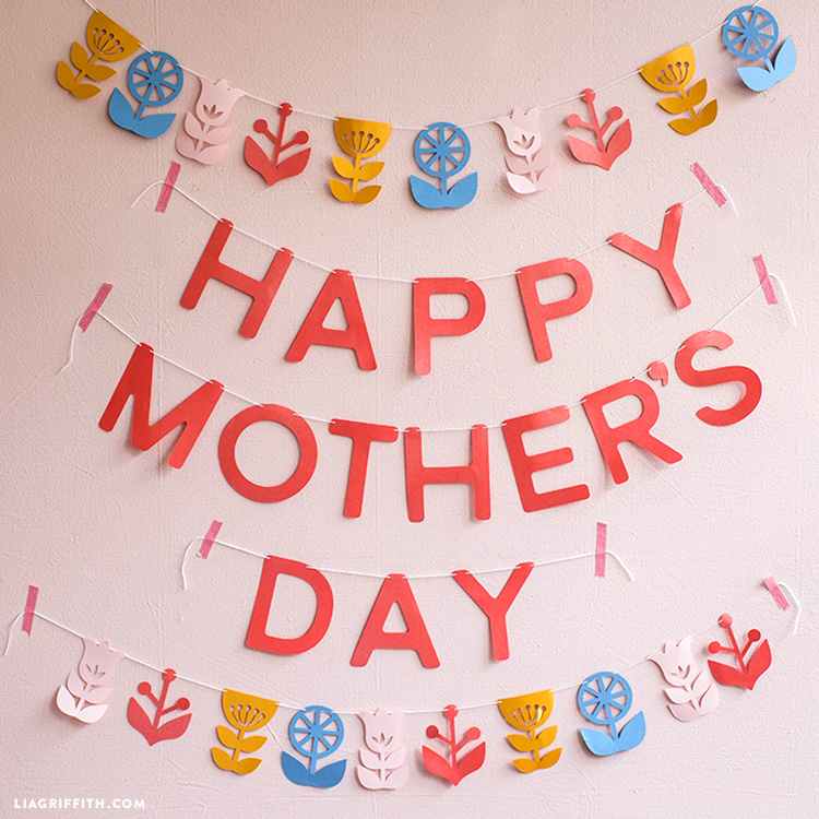 mother's da abnner